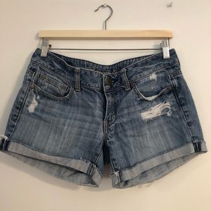 AMERICAN EAGLE Classic Denim Distressed Shorts 6